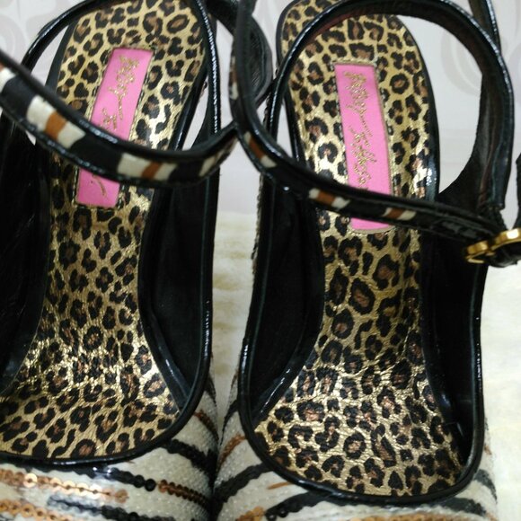 Betsey Johnson Zebra Stripe Black Gold Sequin Peep Toe Heels Size 5 ankle strap - Picture 7 of 11